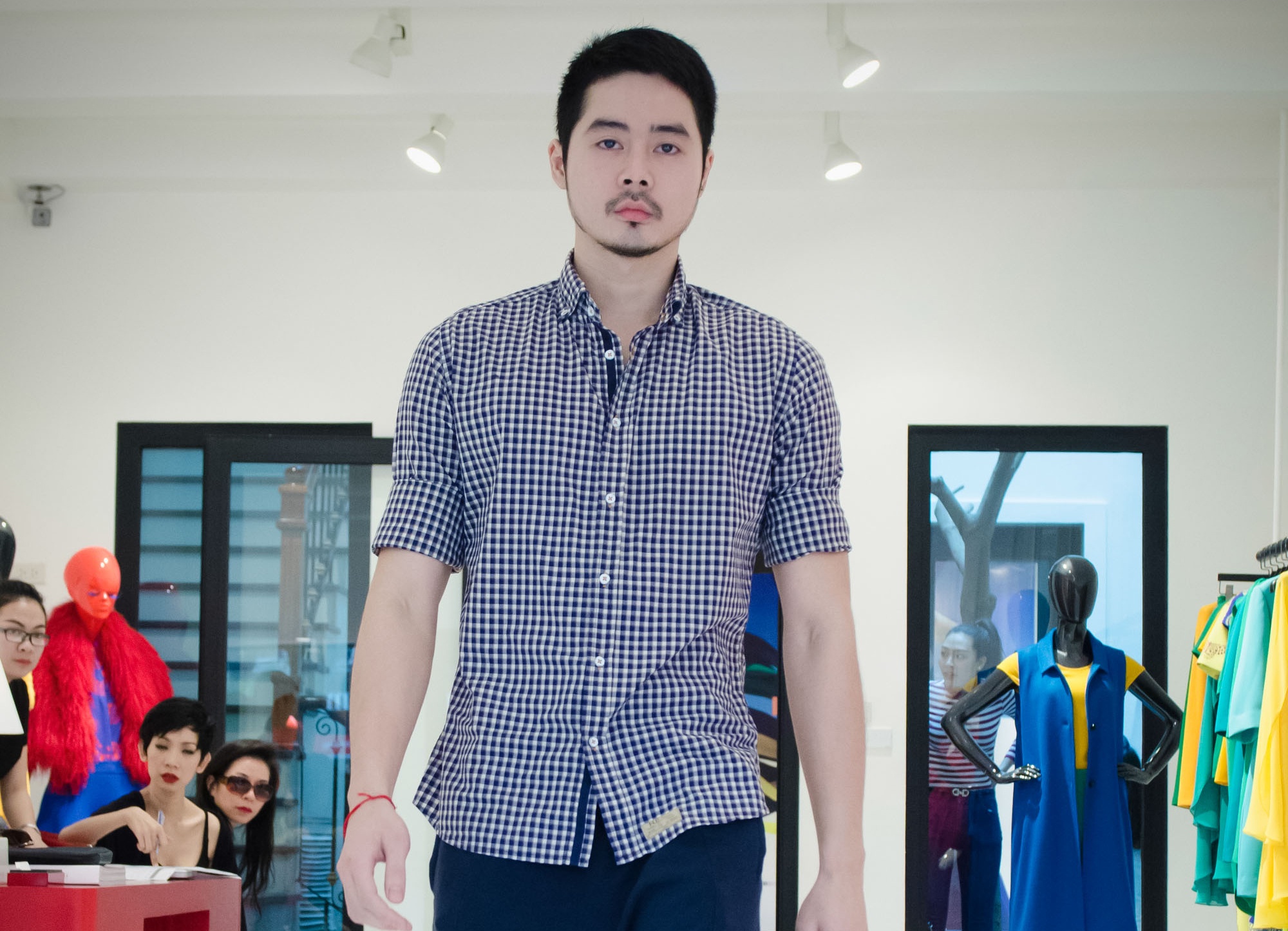 Anh Quan casting show thoi trang he cua Do Manh Cuong hinh anh