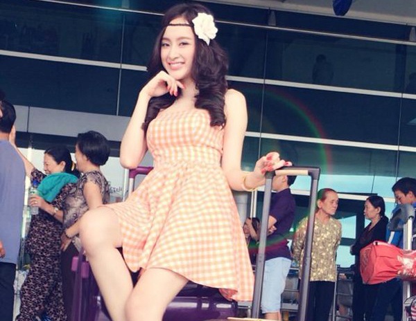 Khi kieu nu Viet qua lo voi thoi trang san bay hinh anh