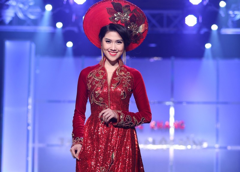 Thu Hang quyen ru voi ao dai cuoi anh kim hinh anh