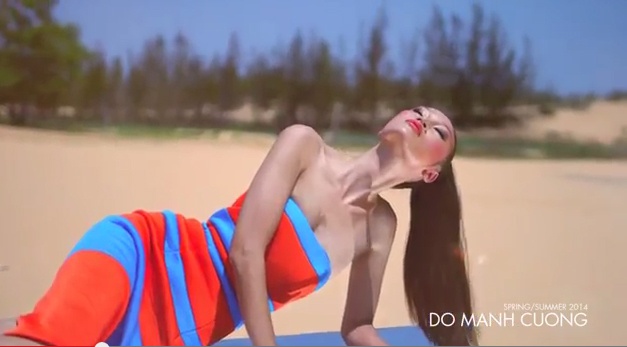 Trang Khieu tao dang giua doi cat gioi thieu BST Bien nho hinh anh