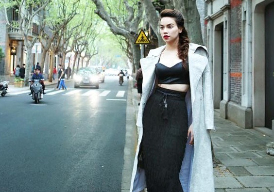Ho Ngoc Ha mac street style o Thuong Hai dep nhat tuan qua hinh anh