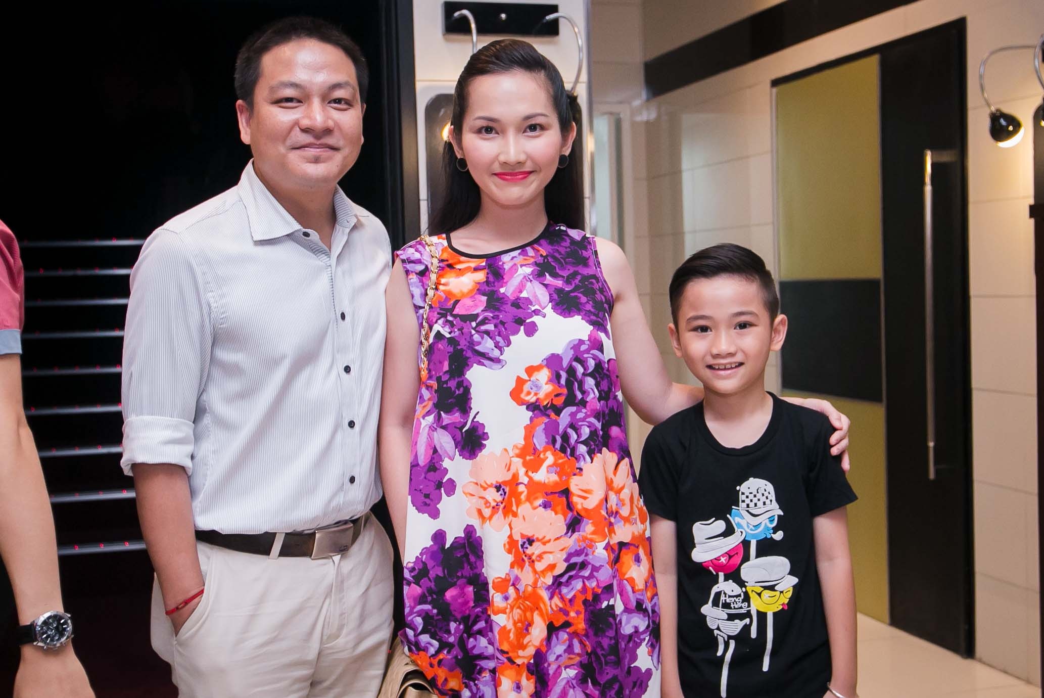 Kim Hien lan dau xuat hien cung chong sau tuyen bo ket hon hinh anh