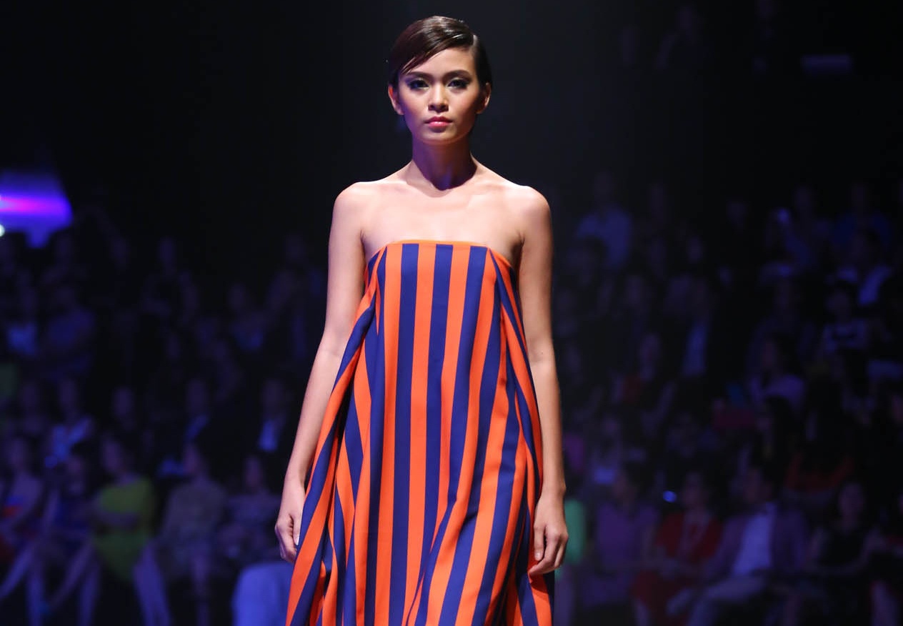 Sac mau soc ke tran ngap show 'Bien nho' cua Do Manh Cuong hinh anh