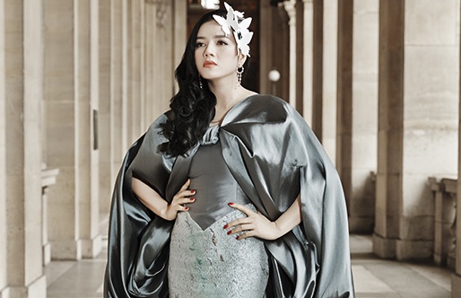 Ly Nha Ky quyen ru trong clip thoi trang tai Paris hinh anh