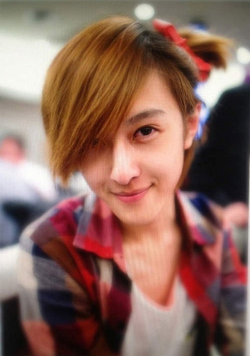 Nhiều người bất ngờ khi biết anh là nam.