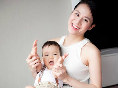 Thai Ha phu nhan tin don lam me don than hinh anh