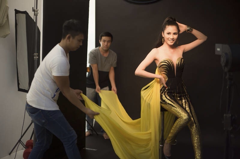 Hau truong chup anh Dem hoi chan dai 8 hinh anh