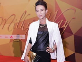 Tin do thoi trang ca tinh tren tham do hinh anh