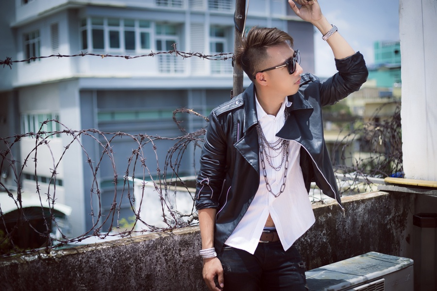 OnlyC xuong pho banh bao sau nghi an dao nhac hinh anh