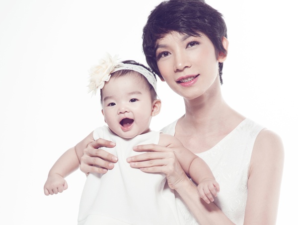 Con gai Xuan Lan lam dai dien hinh anh cho Do Manh Cuong hinh anh