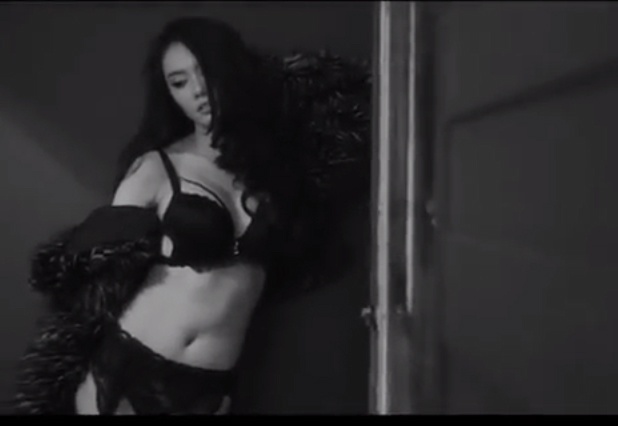 Hau truong chup noi y cua Linh Chi hinh anh