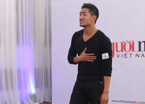 Nguyen Van Thang the hien kha nang ca hat hinh anh