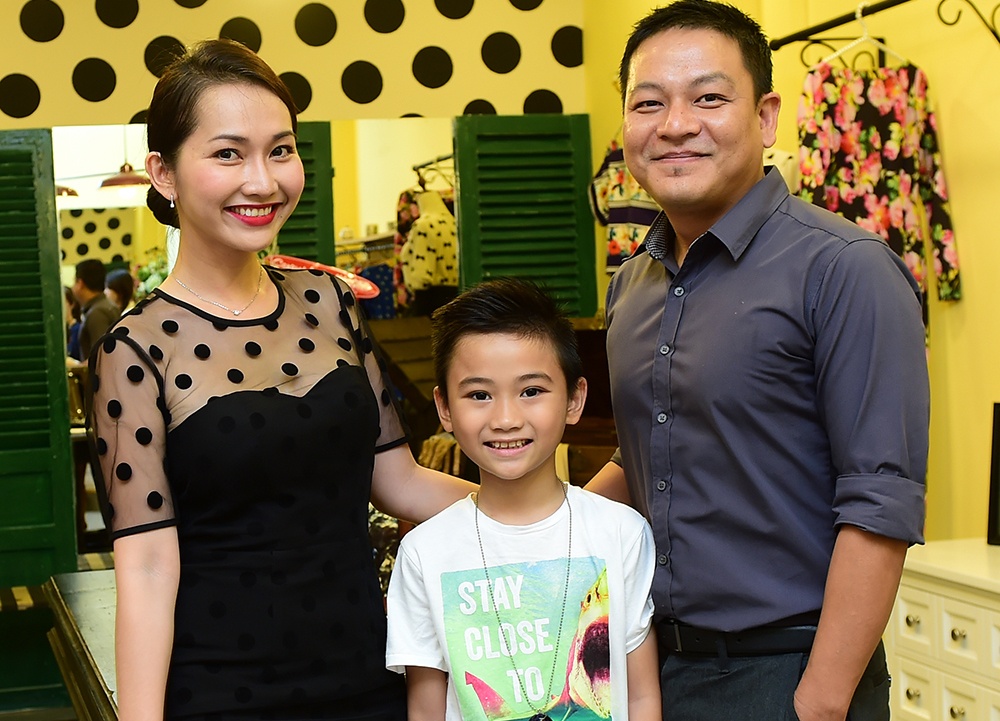 Vo chong Kim Hien lan dau xuat hien sau dam cuoi o My hinh anh