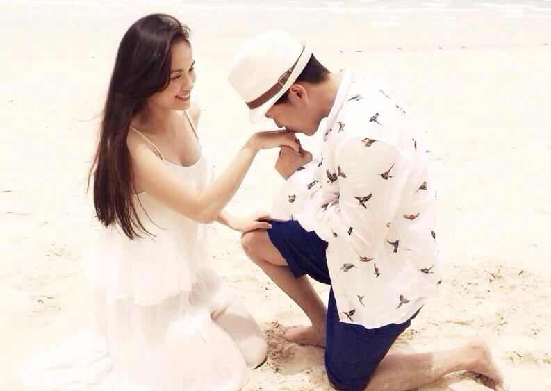 Diem Huong duoc chong sap cuoi cau hon tren bai bien hinh anh