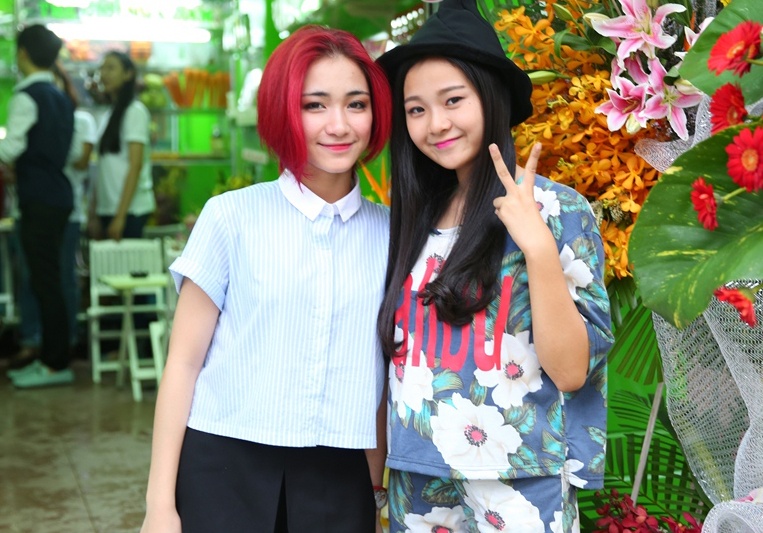 Hoa Minzy chuc mung Tam Trieu Dang len chuc ba chu hinh anh