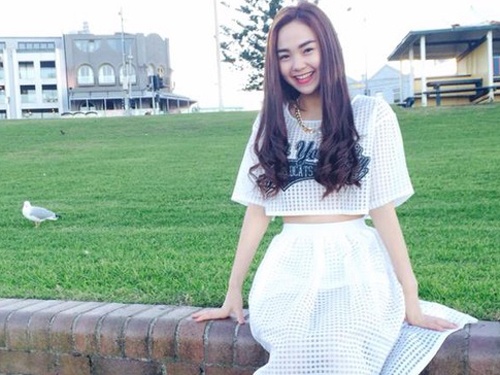 My nhan Viet thu nhap khung van me man do binh dan hinh anh