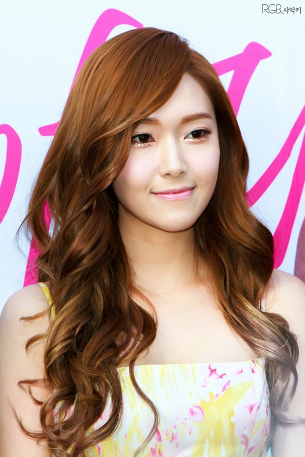 Jessica bị SM buộc phải ra khỏi SNSD.
