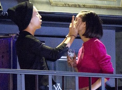 Ban gai cua G-Dragon dinh tin don co thai hinh anh