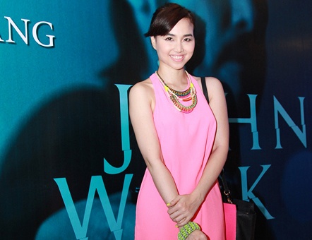 Dinh Ngoc Diep mac xue xoa lot nhom sao xau nhat tuan hinh anh