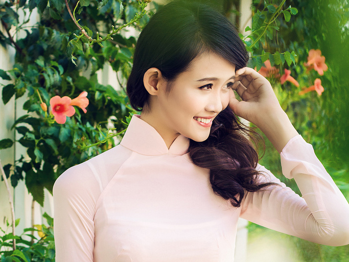 8 nguoi quen lam nong cuoc thi Hoa hau Viet Nam 2014 hinh anh