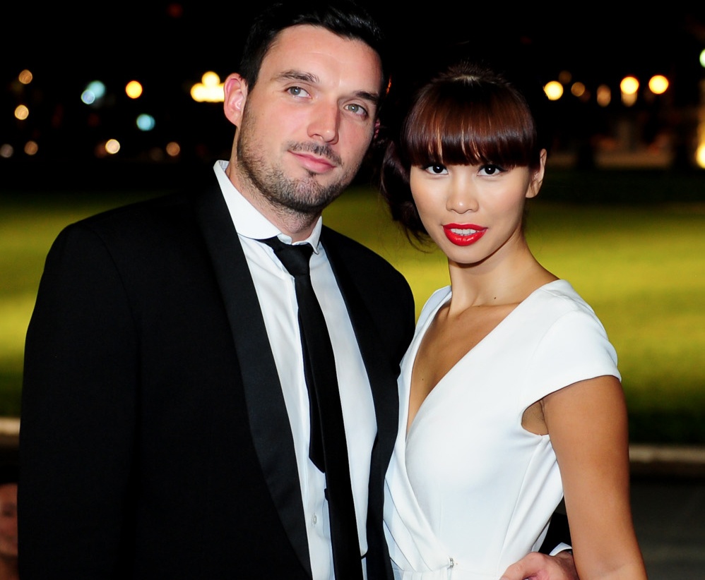 Ha Anh lan dau dua ban trai Tay di du show Ly Nha Ky hinh anh