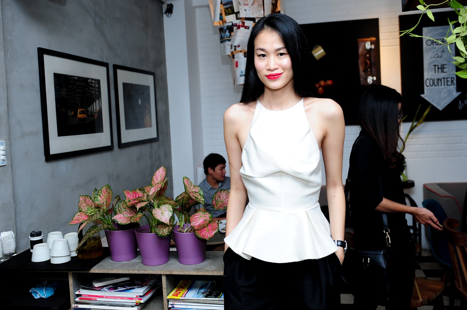 Bien tap vien thoi trang lam dao dien catwalk Elle Show hinh anh