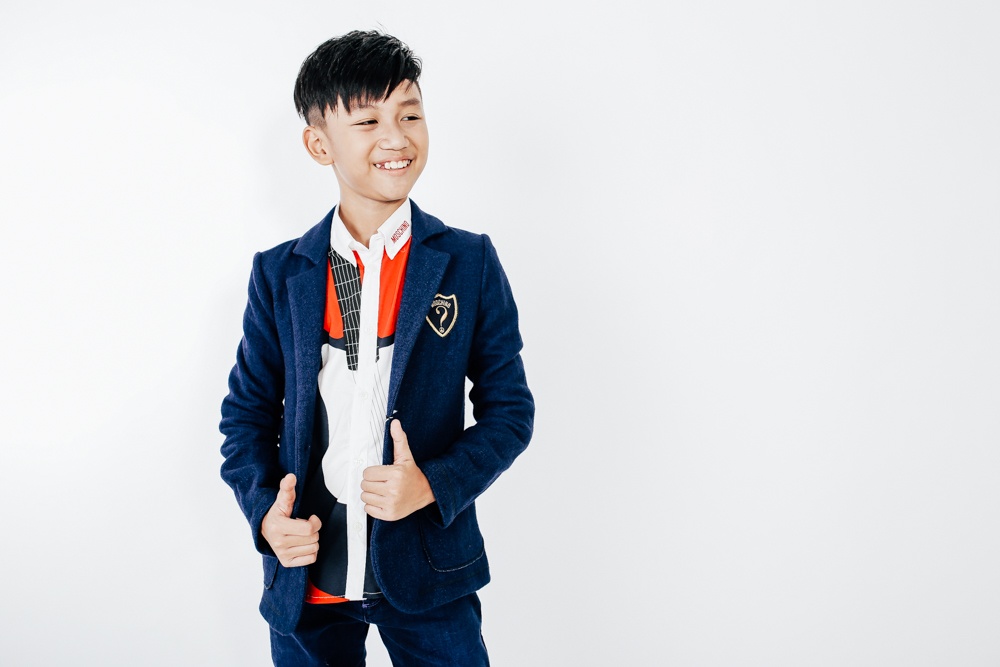 Hoc tro Khanh Thi chung to gu thoi trang sanh dieu hinh anh