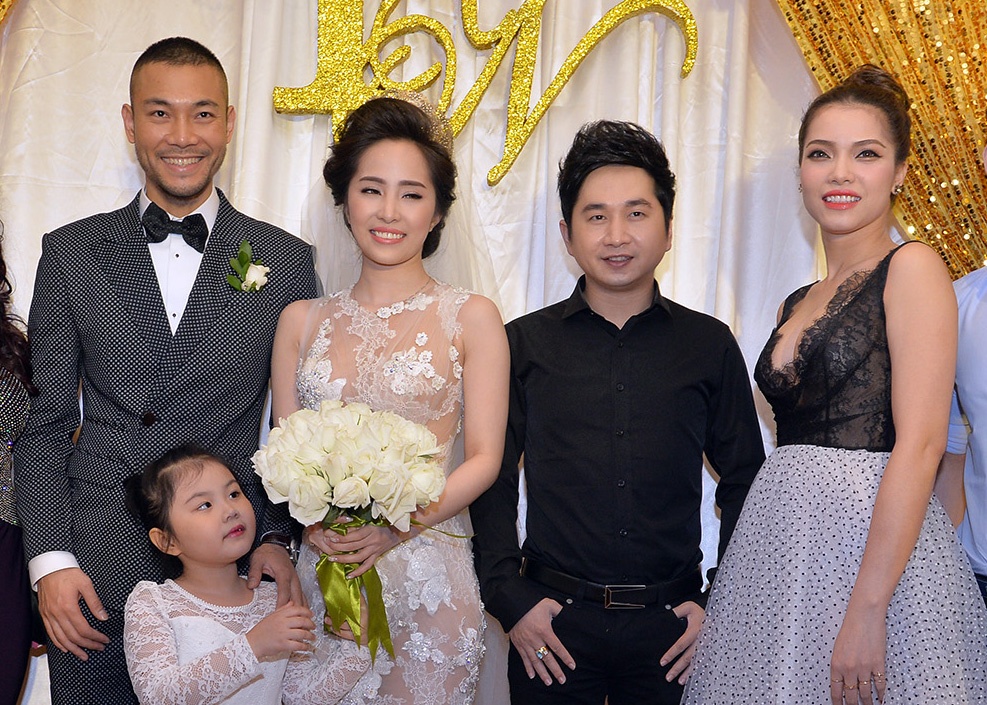 Dan sao Viet xom tu o dam cuoi Doan Tuan - Quynh Nga hinh anh