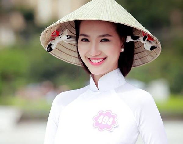 Thi sinh HH Viet Nam bo thi khi dinh nghi van dung dao keo hinh anh