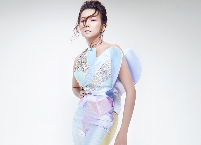 Thanh Hang sac lanh trong the gioi ao cua Cong Tri hinh anh