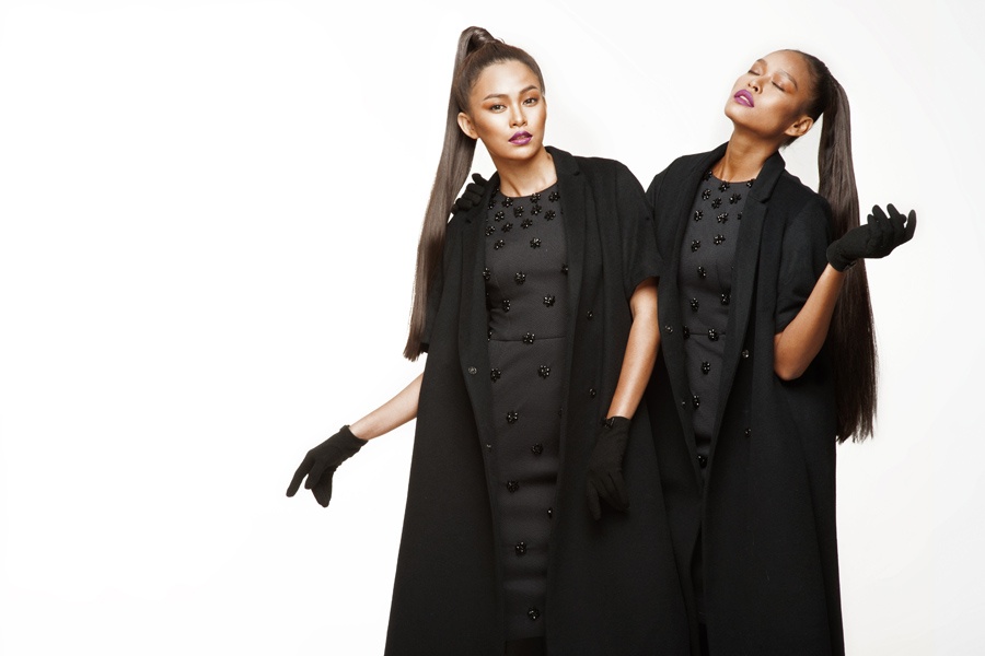 Lam Thu Hang - Mau Thanh Thuy hoa sinh doi ca tinh hinh anh