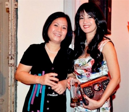 Đối với Hồng Nhung, mẹ Mai vừa là một người mẹ, một người chị cũng là một người bạn thân thiết.