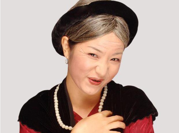 Thuy Nga: 'Doi toi qua nhieu noi buon' hinh anh