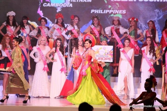 Cuộc thi “Hoa hậu du lịch quốc tế” tại Malaysia.