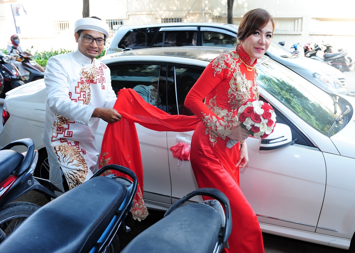 Huynh Dong nang ta ao cho vo moi cuoi hinh anh