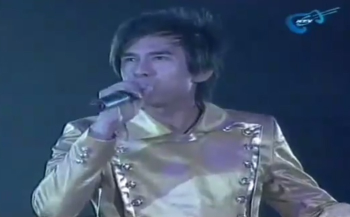 Dan Truong bi su co sut ho (Liveshow Ho Ngoc Ha) hinh anh