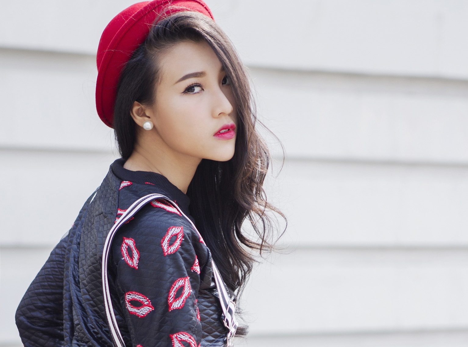 MC Hoang Oanh len tieng khi bi khan gia che bai o The Remix hinh anh