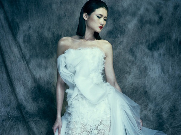 Kha My Van kieu sa, quyen ru truoc ngay sang Milan lam viec hinh anh