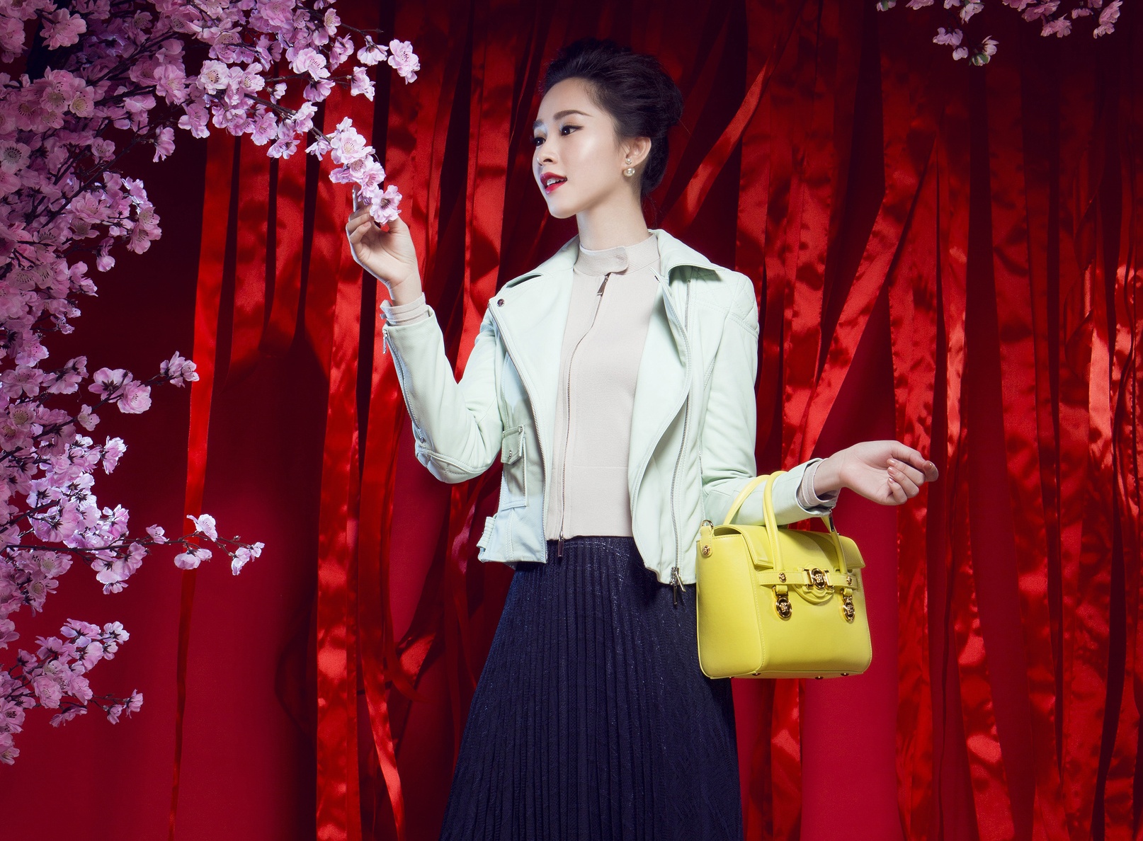 Dang Thu Thao goi y 10 set do don gio xuan phuong Bac hinh anh