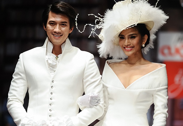 Truong Thi May lam quy toc the ky 16 tren san dien hinh anh