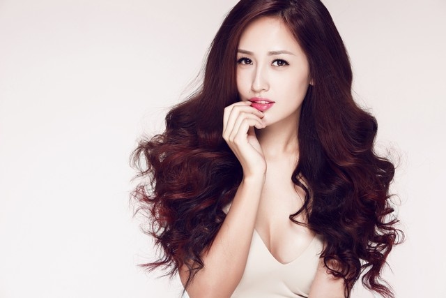 Mai Phuong Thuy: ‘Phu nu dep so bi nhan xet thieu dau oc' hinh anh
