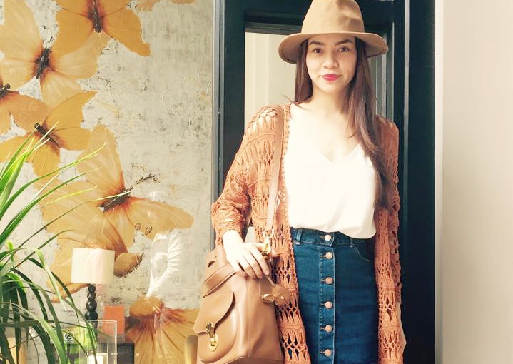 Top sao Viet an van phong cach tren duong pho tuan qua hinh anh