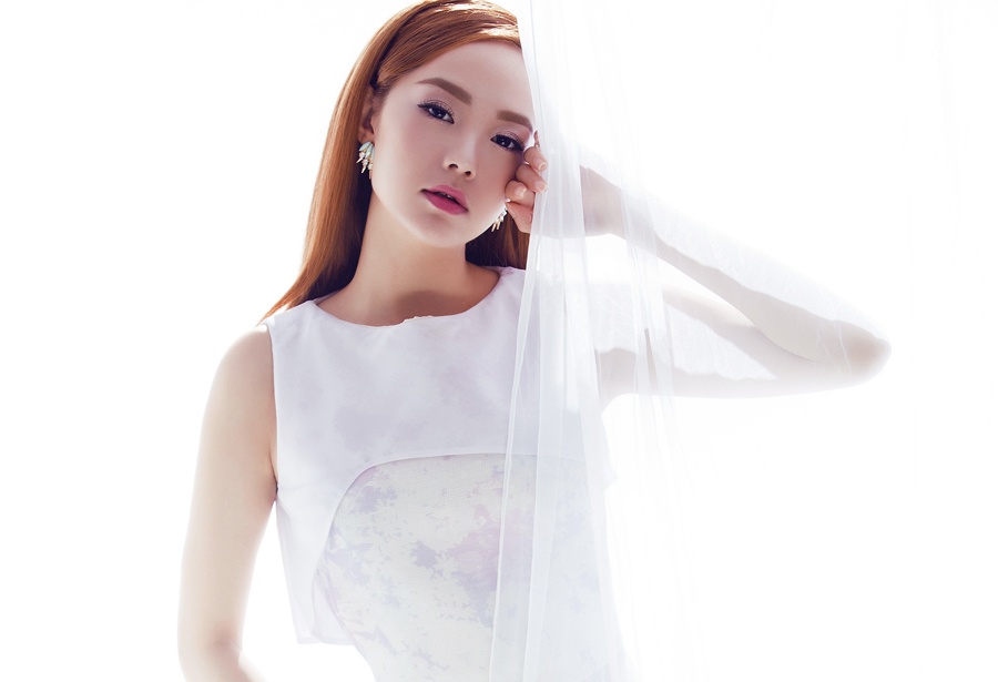 Minh Hang ngot ngao voi vay pastel hinh anh