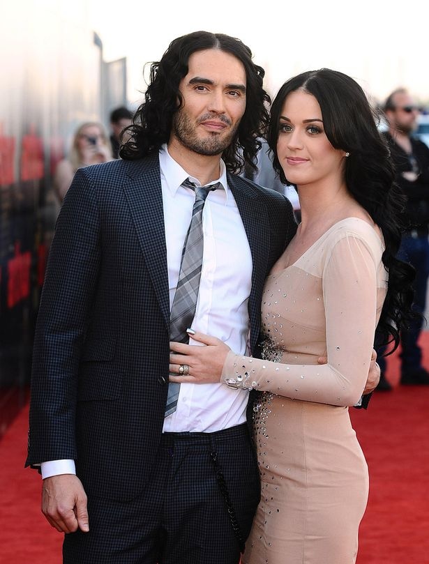 Katy Perry và Russell Brand.