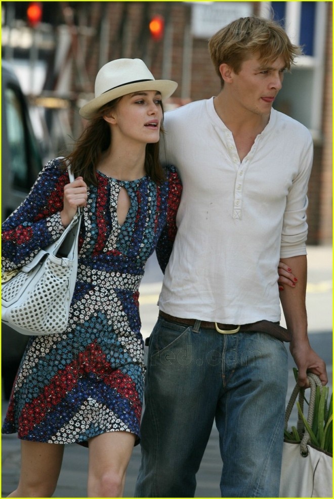 Keira Knightley và Rupert Friend từng có mối tình đẹp kéo dài 5 năm nhưng không đi đến hôn nhân. Hiện tại, Keira Knightley đã là vợ của James Righton và đang chờ đón đứa con đầu lòng.