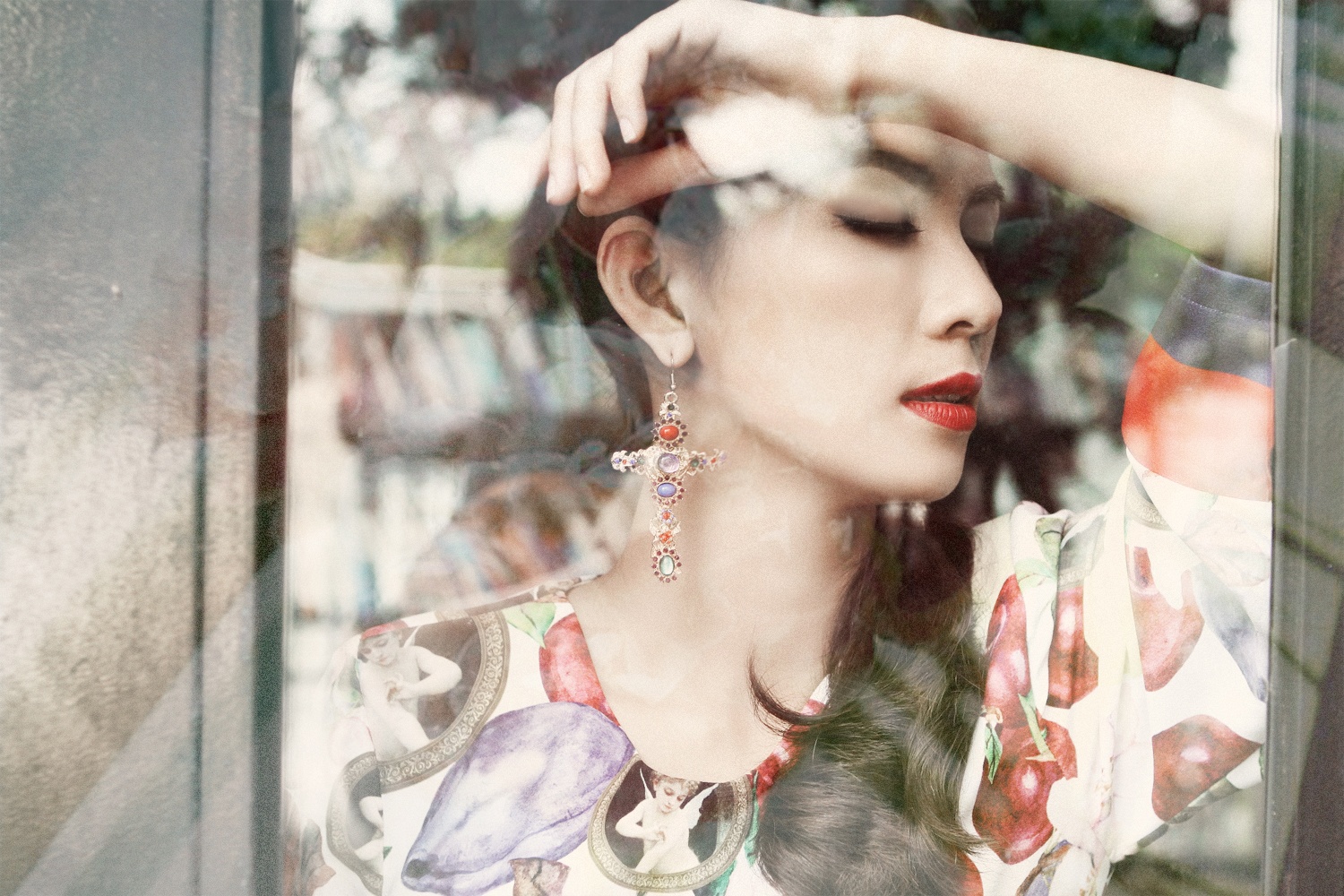 MC Huyen Ny dep mo mang trong bo anh moi hinh anh