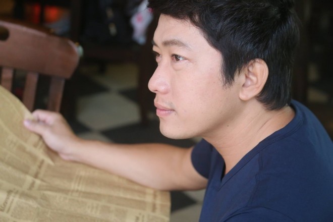 kinh quốc đã phải chờ gần 3 năm mới có vai diễn đầu tiên trên màn ảnh nhỏ (Đất phương nam) và những 19 năm cho cơ hội xuất hiện trong một bộ phim điện ảnh (Scandal 2)