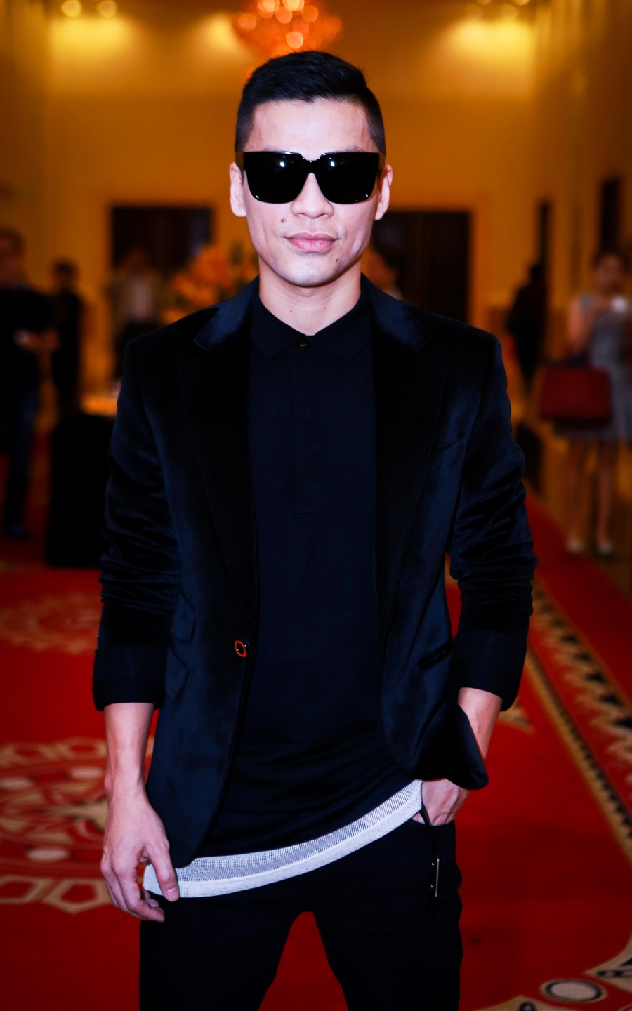 NTK Adrian Anh Tuấn ăn vận bảnh bảo đến giới thiệu vai trò mới tại cuộc thi tìm kiếm người mẫu hot nhất hiện nay. 