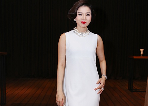 My Tam, Le Quyen mac thanh lich vao nhom sao dep hinh anh