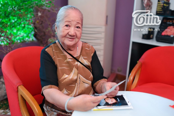 Nghe si Thien Kim: Rat hai long neu duoc chet tren san khau hinh anh